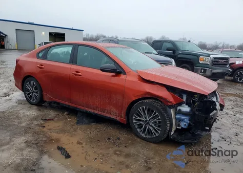 2023 Kia Forte Gt Line z USA, uszkodzony, nr VIN 3KPF54AD4PE527657